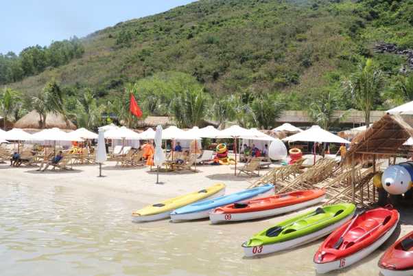 Tour đảo Robinson - Hang Yến - Hòn Tằm Nha Trang
